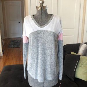 XL grey and pink soft, long sleeve top V-neck